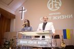Пастор из Болгарии послужил в церкви «Свет жизни»